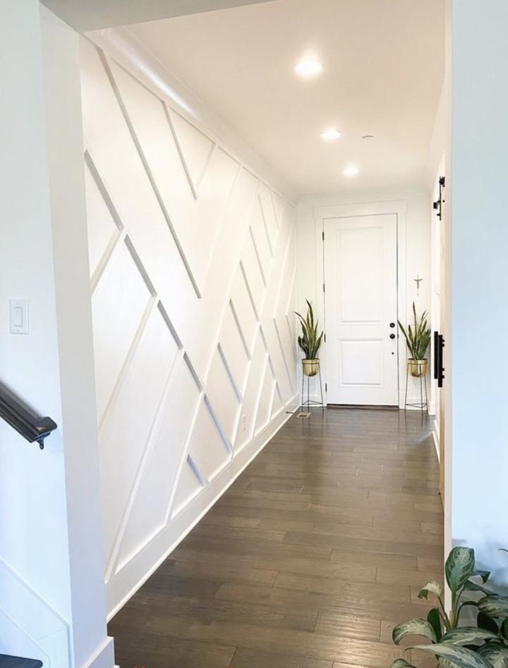 Entry Way accent wall features