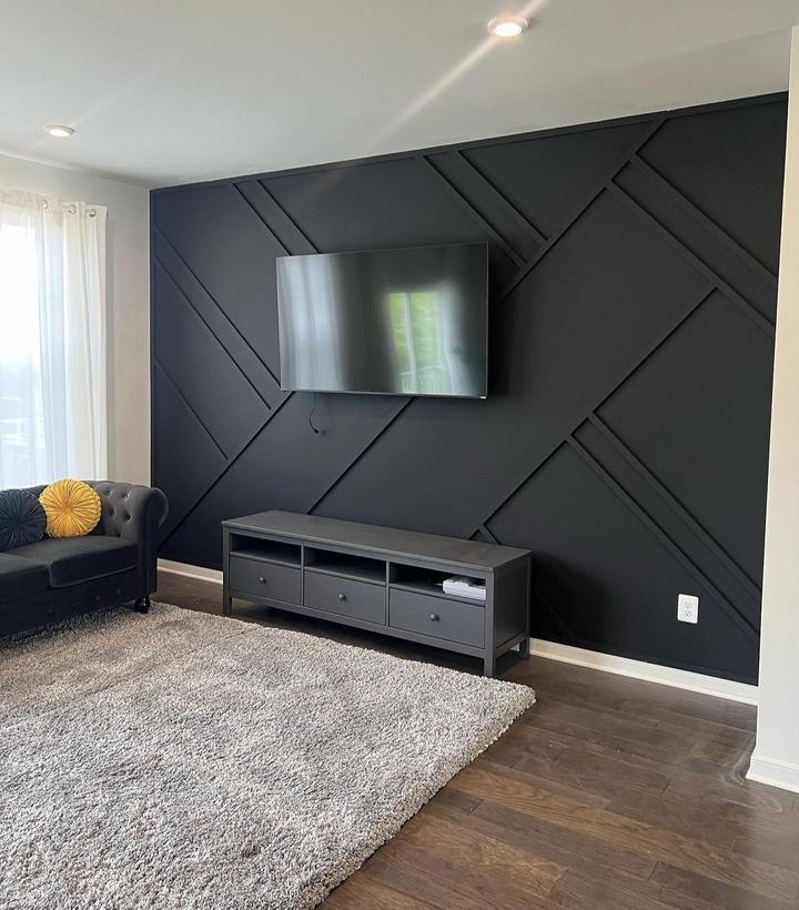 Media wall accent features